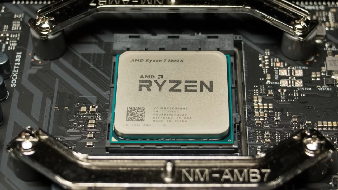AMD-Ryzen-Prozessor auf einem Mainboard